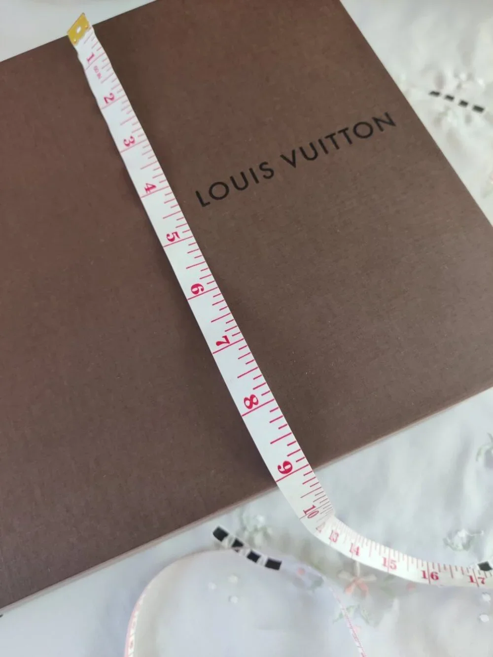 Auth. LOUIS VUITTON Medium Size Drawer Empty Storage Display Gift Box